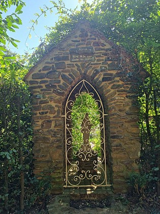 Chapelle Reine de la Paix