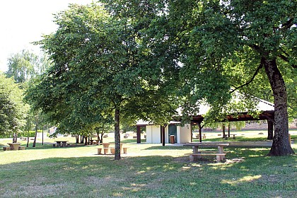 Picnic area and games
