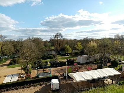 Aire de services et de stationnement camping-cars à Durtal (Camping des Portes de l'Anjou)
