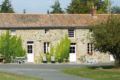 Les Gîtes de l'Etang des Noues - Gîte La Maison De Lin (10 personnes)