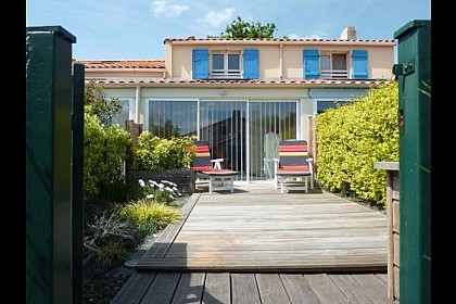 AGRÉABLE MAISON T3 À SAINT MICHEL CHEF CHEF