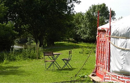 Yourtes Au bout de l'île
