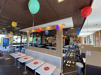 MC DONALD'S