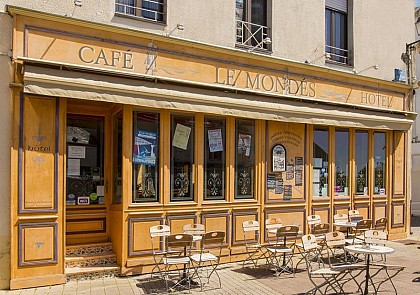 Le Mondés