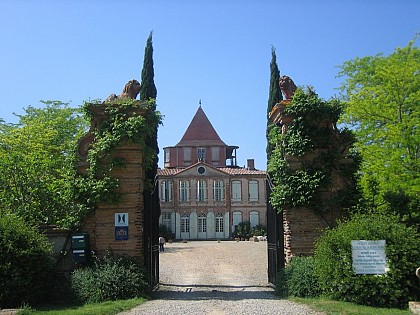 CHÂTEAU DE LARRA