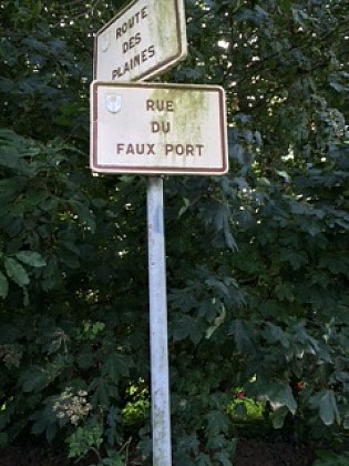 Le Faux Port