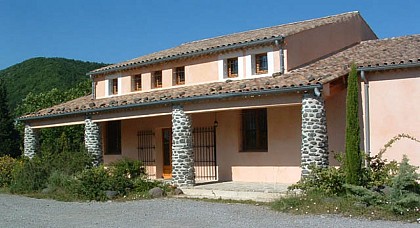 Aire de service/accueil camping-car les Vins de l’Escoutay