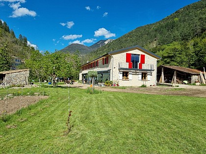 La Bergerie à Menée