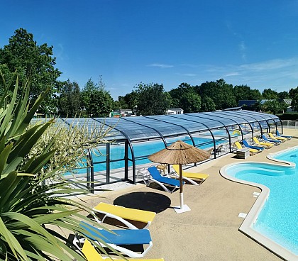 CAMPING LES CHALANDS FLEURIS