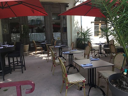 Le Ginger Bar à Cocktails – Le café francais restaurant