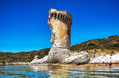 LA TOUR DE LA MORTELLA