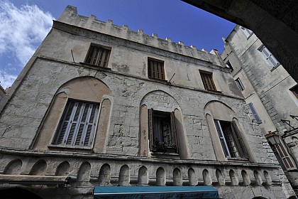 LA MAISON DES PODESTATS