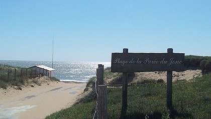 CAMPING LA PARÉE DU JONC