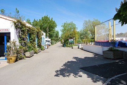 CAMPING DES ROUSSIÈRES