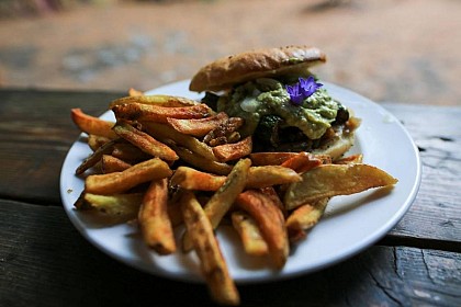 Camp de Base de la Monta - Restaurant