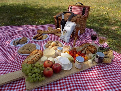 Camp de base de la Monta - Les paniers de la Grappignote