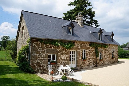 N° 7 LA HAMELINIÈRE, 8 PERS, 4 CHAMBRES