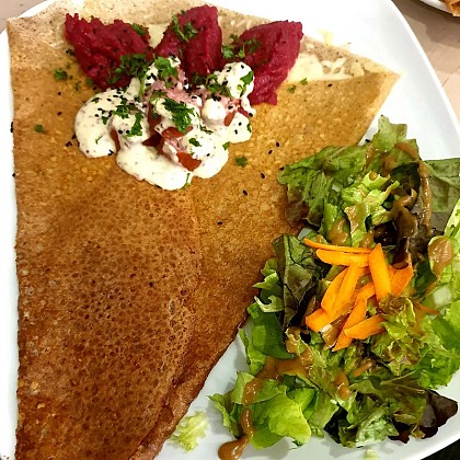 Suzette Fait des Crêpes