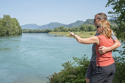 Confluence Guiers-Rhône