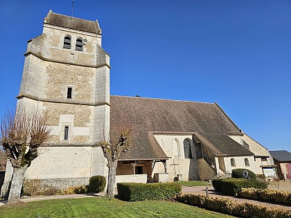 Ancien bourg fortifié et église de Montigny-le-Gannelon