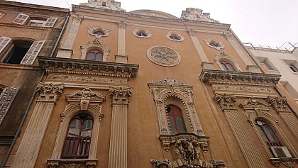 Eglise de la Mission de France Saint Pie X
