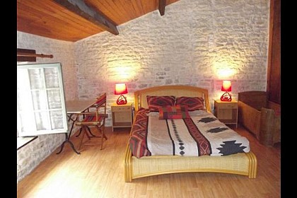 Chambre ''Aurore'' à l'Ecurie du Marais - marais poitevin