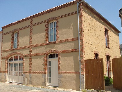 GÎTE CÔTÉ COUR CÔTÉ JARDIN