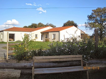 CHAMBRE D'HOTES FAMILIALE L'OUCHE