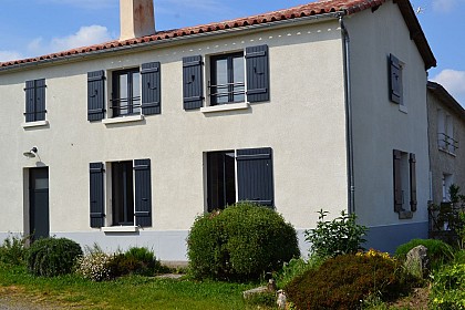 MEUBLÉ "LA CROISÉE DES CHEMINS"