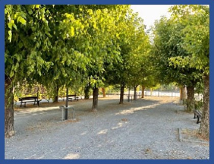 Aire de jeux de Lézan