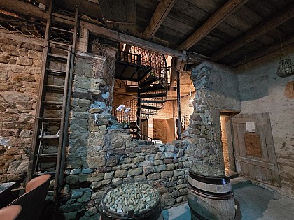 Libertalia Bar et Black Saloon