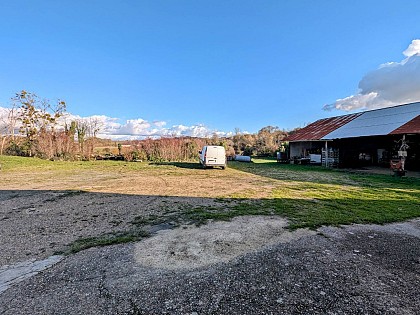 Aire de camping-cars du Domaine de Darbalot