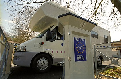 Camper-vans service areas and Campsites