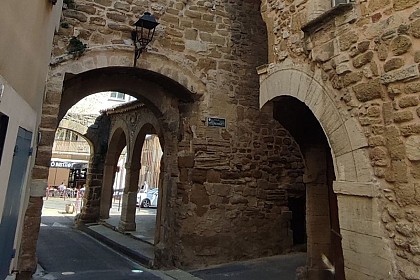 La cabanette et les remparts
