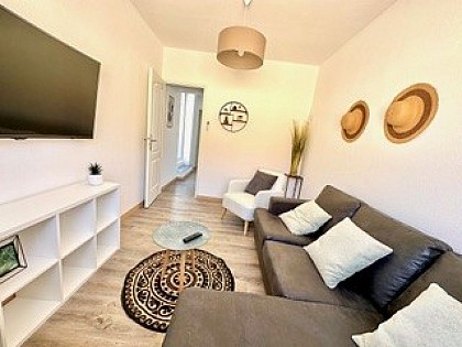 LA Maison des  Acacias **