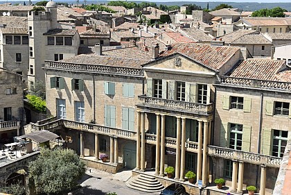 In the footsteps of the Baron de Castille in Uzès - Guided tour of Uzès, City of Art and History