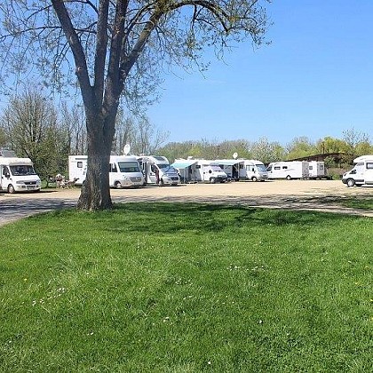 Stenay motorhomes area