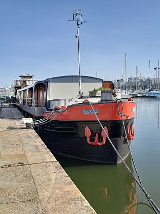 Péniche Petite Annick