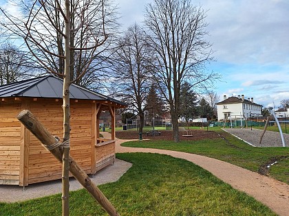 Aire de jeux intergénérationnelle