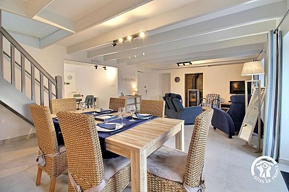 La Maison Bleue