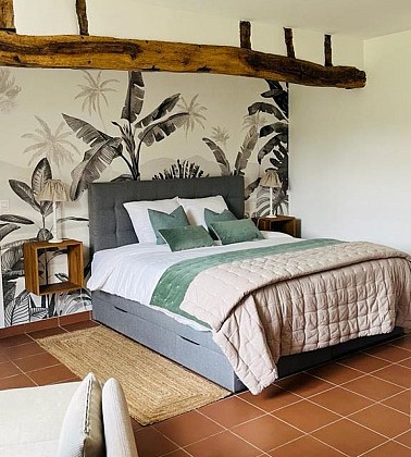 Guest Room - Les Grands Oiseaux