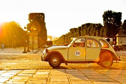 Découverte de Paris en 2CV - durée 3h