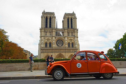Découverte de Paris en 2 CV - durée 1h30