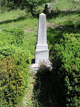 Stèle du Pont de l'Estoc