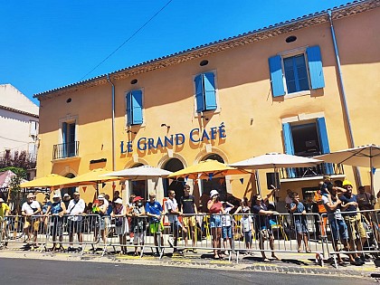 LE GRAND CAFÉ