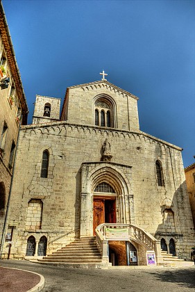 Notre-Dame du Puy Grasse Cathedral