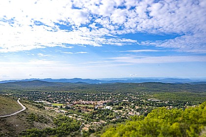 From Napoléon Route in Saint-Vallier -de-Thiey