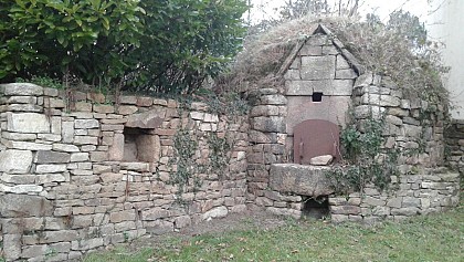 Four à pain du village de Kermec
