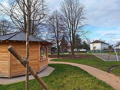 Aire de jeux intergénérationnelle