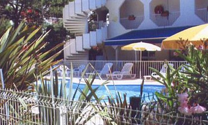 HOTEL LES RIVES BLEUES